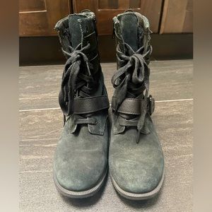 UGG Women Zia Black Suede Boots US 7 EU 38 Zip Buckle Combat Lace-up